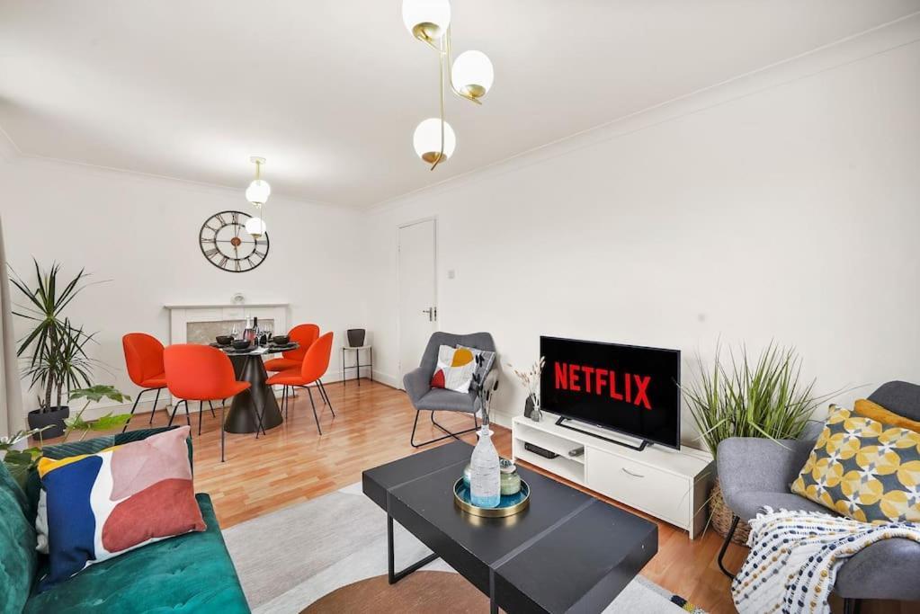 Cosy Apartment 5 Guests 3 Beds 1 Sofa Bed Lewisham London Eksteriør billede