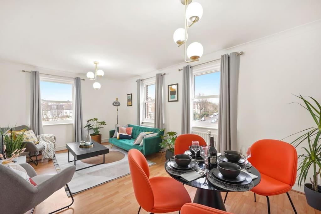 Cosy Apartment 5 Guests 3 Beds 1 Sofa Bed Lewisham London Eksteriør billede