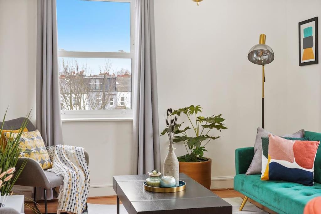 Cosy Apartment 5 Guests 3 Beds 1 Sofa Bed Lewisham London Eksteriør billede